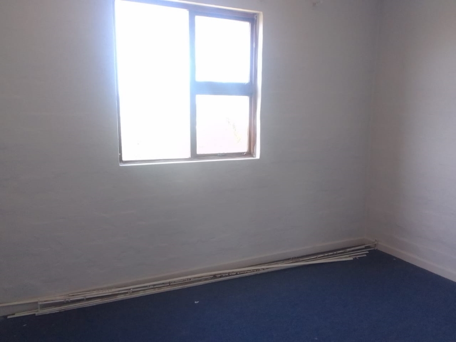 To Let 2 Bedroom Property for Rent in Amalinda Eastern Cape